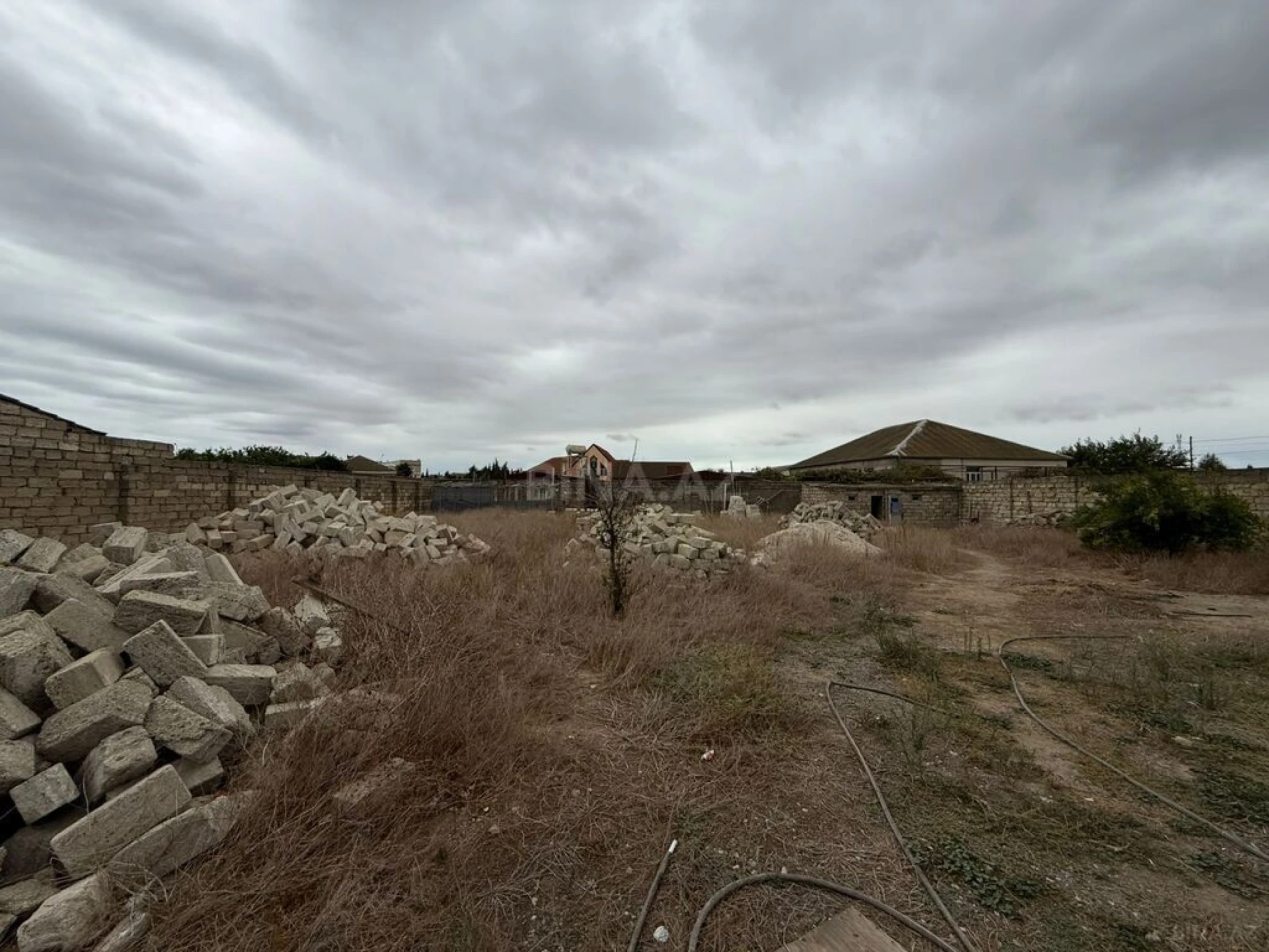 Satılır torpaq sahəsi 12.7 m²