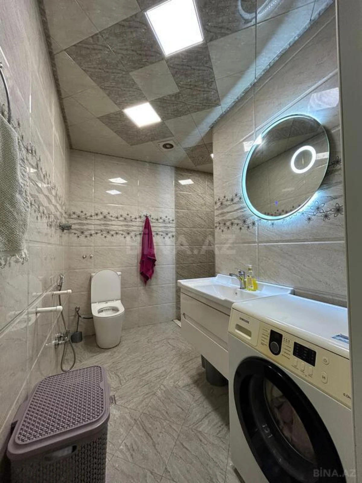 Satılır 2 otaqlı mənzil 76 m²