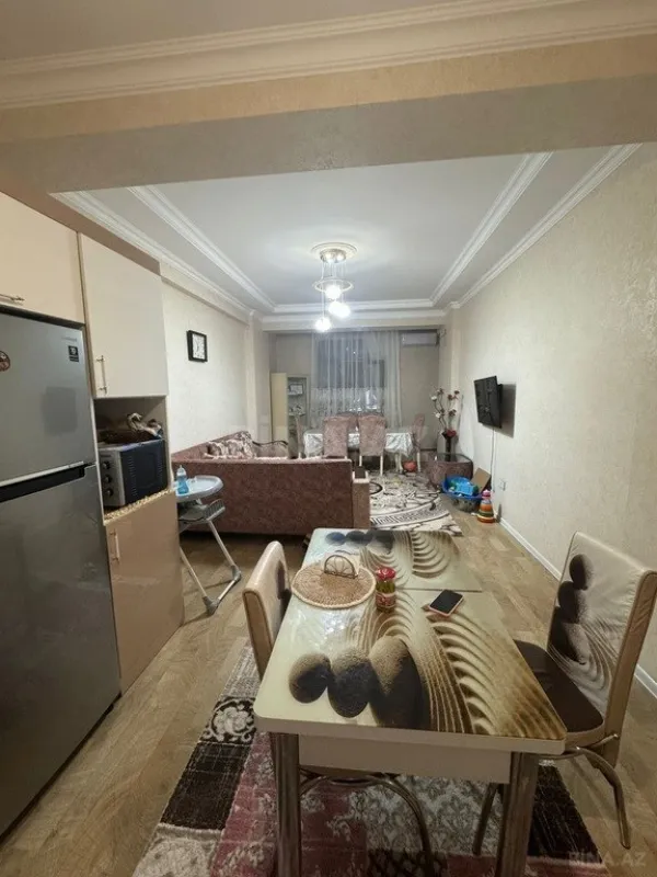 Satılır 3 otaqlı mənzil 108 m²