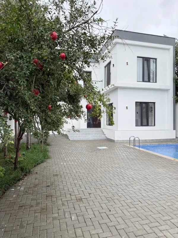 Satılır 4 otaqlı həyət evi 170 m²