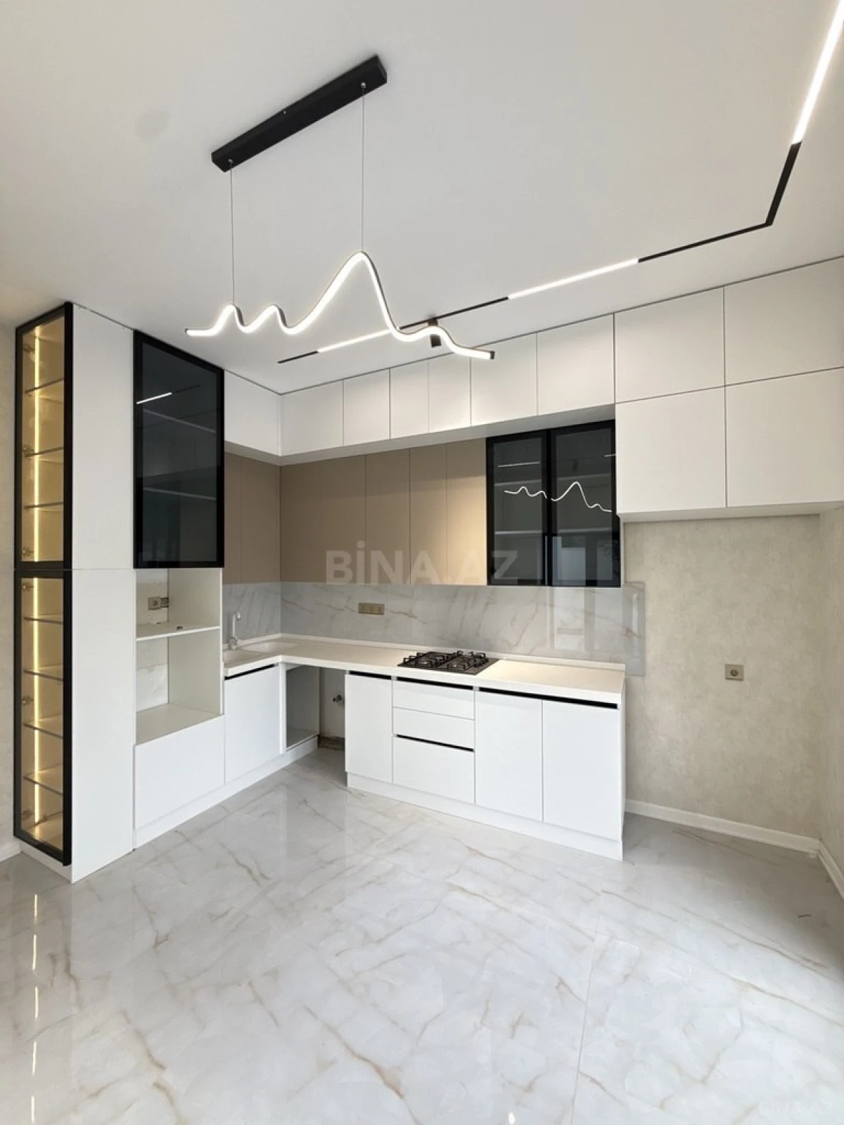 Satılır 4 otaqlı həyət evi 170 m²