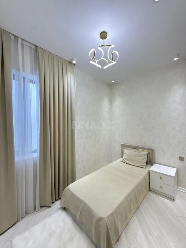 Satılır 4 otaqlı həyət evi 170 m²