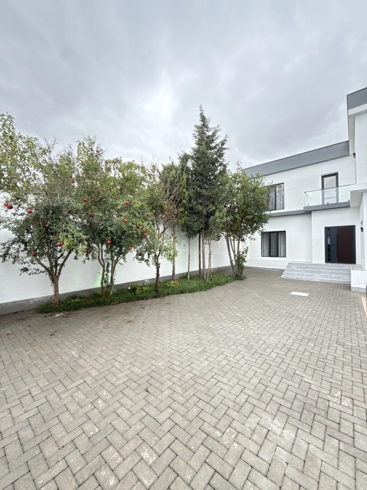 Satılır 4 otaqlı həyət evi 170 m²