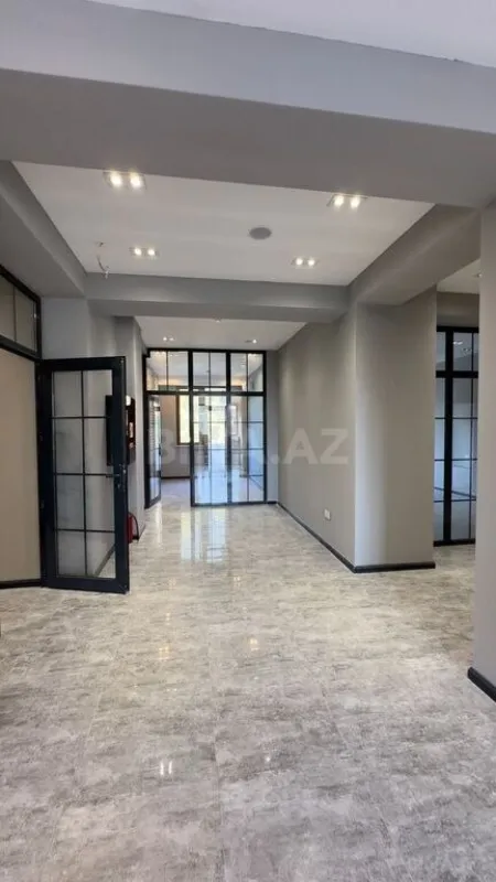 Kirayə verilir obyekt 230 m²