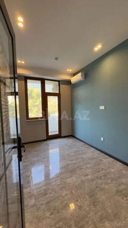 Kirayə verilir obyekt 230 m²