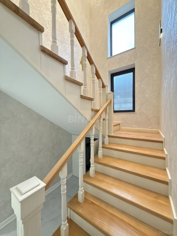 Satılır 4 otaqlı həyət evi 170 m²