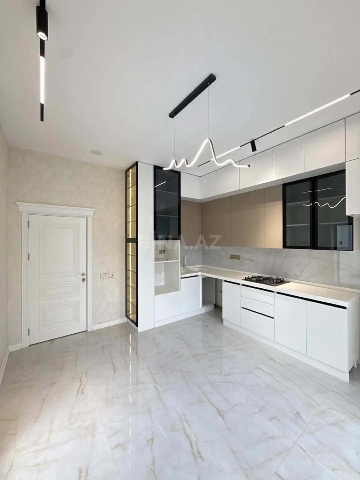 Satılır 4 otaqlı həyət evi 170 m²