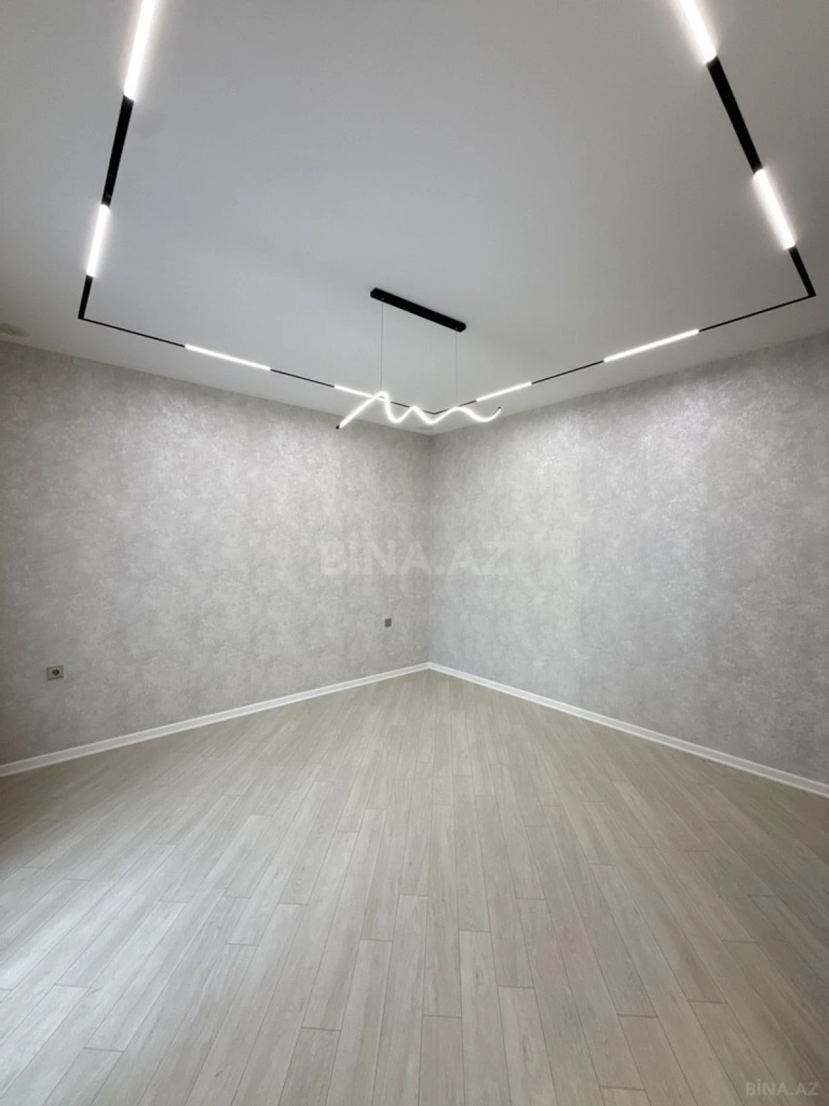 Satılır 4 otaqlı həyət evi 170 m²