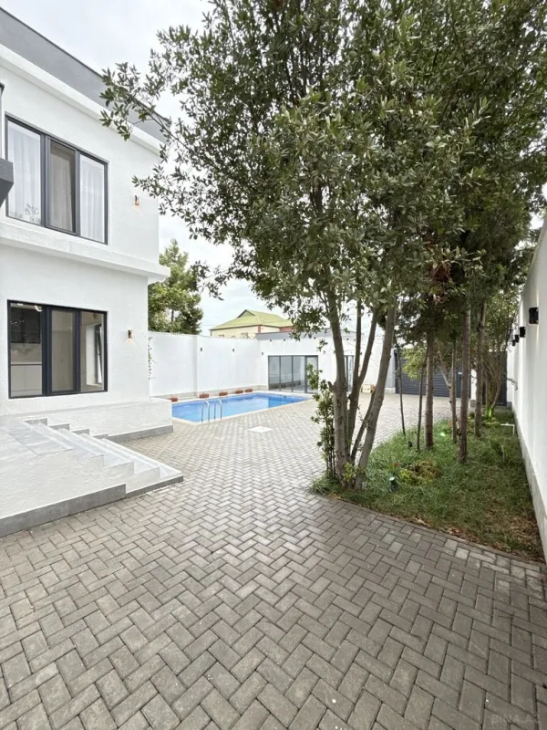 Satılır 4 otaqlı həyət evi 170 m²
