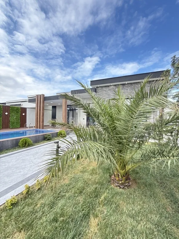 Satılır 4 otaqlı həyət evi 165 m²