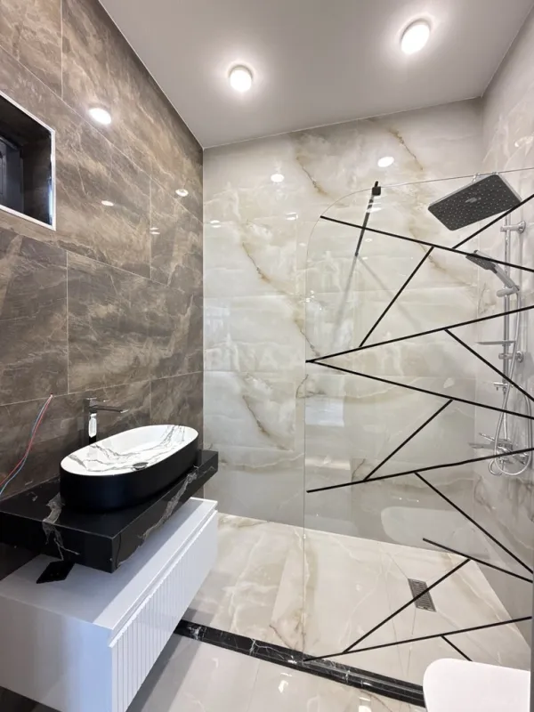 Satılır 4 otaqlı həyət evi 165 m²