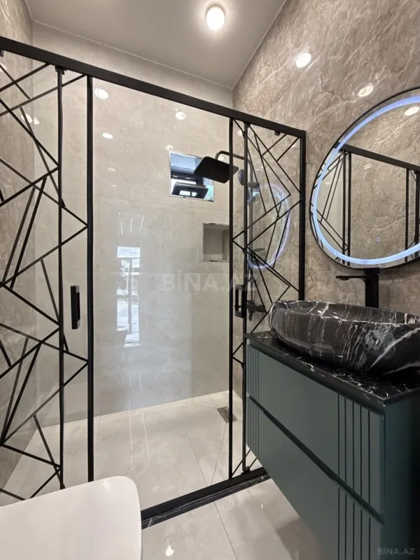 Satılır 4 otaqlı həyət evi 165 m²