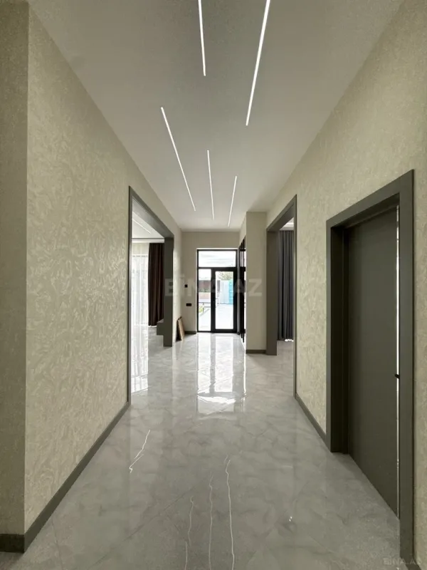 Satılır 4 otaqlı həyət evi 165 m²