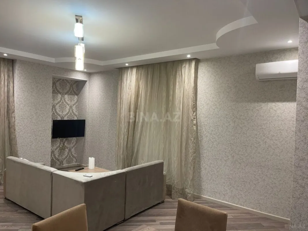 Satılır 2 otaqlı mənzil 100 m²