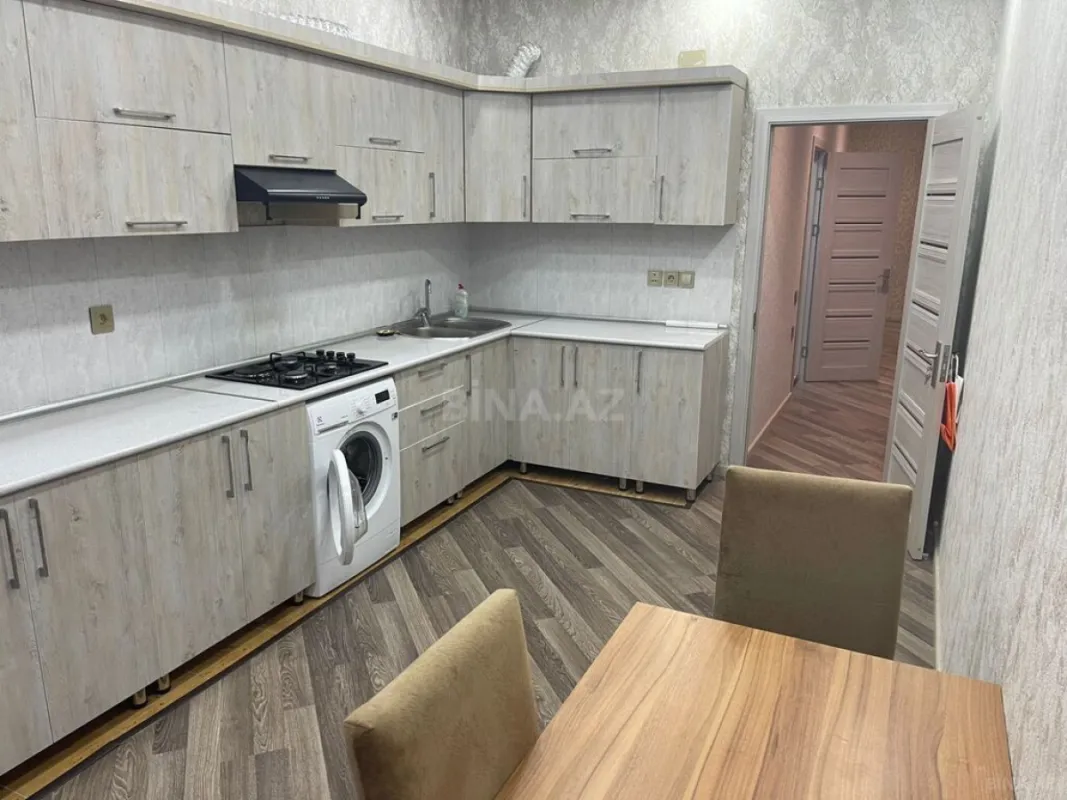 Satılır 2 otaqlı mənzil 100 m²