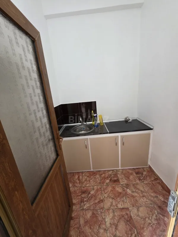 Kirayə verilir 2 otaqlı ofis 30 m²