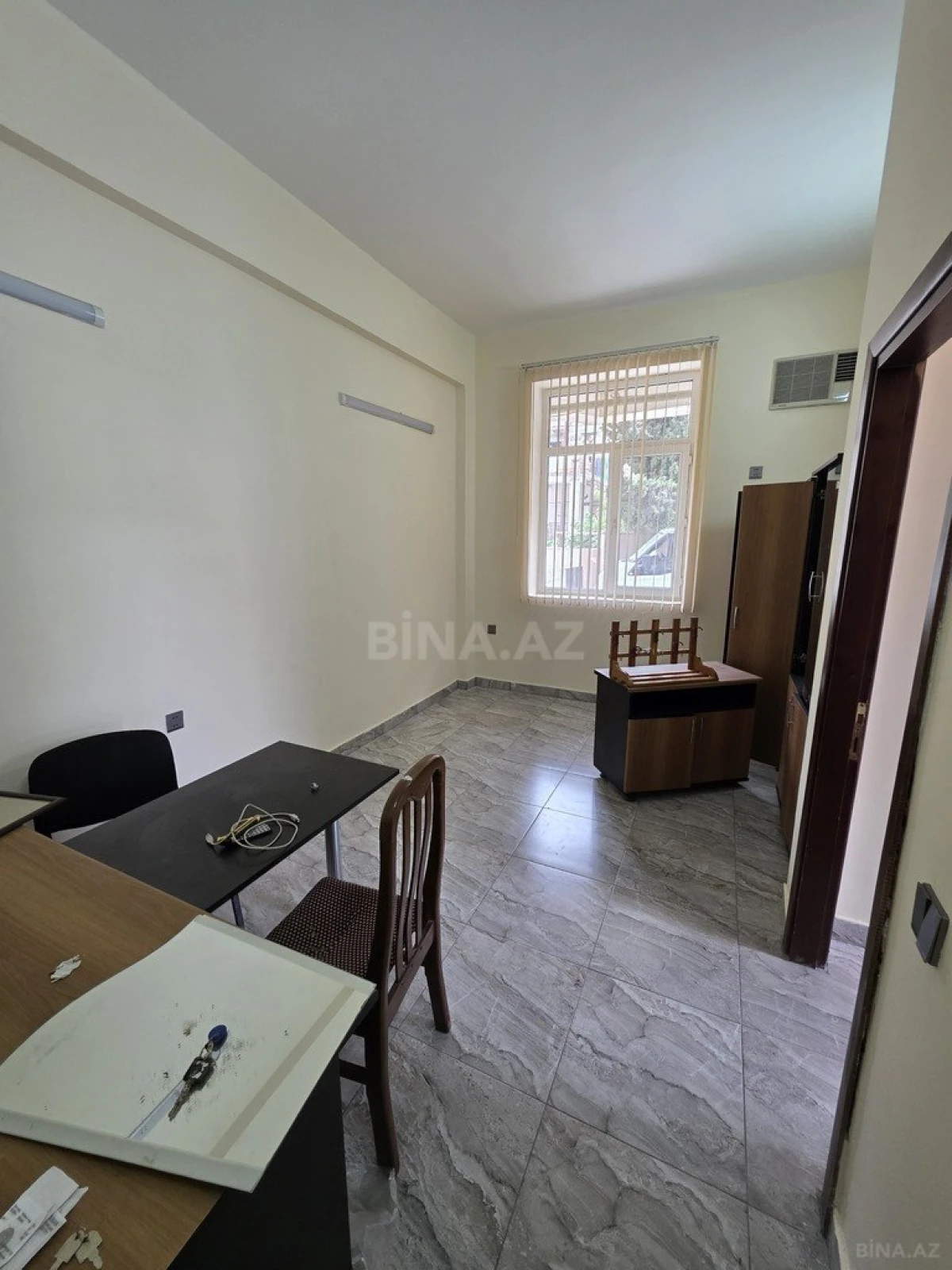Kirayə verilir 2 otaqlı ofis 30 m²