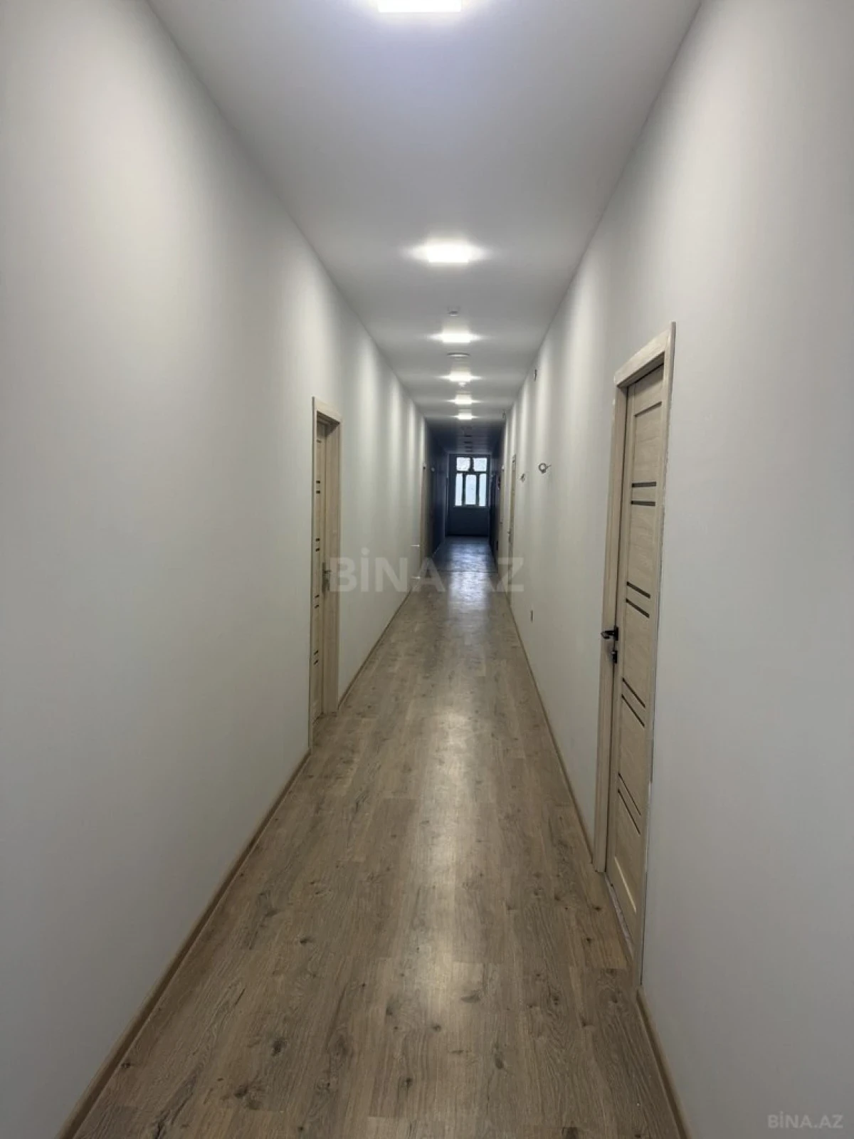 Kirayə verilir 7 otaqlı ofis 175 m²
