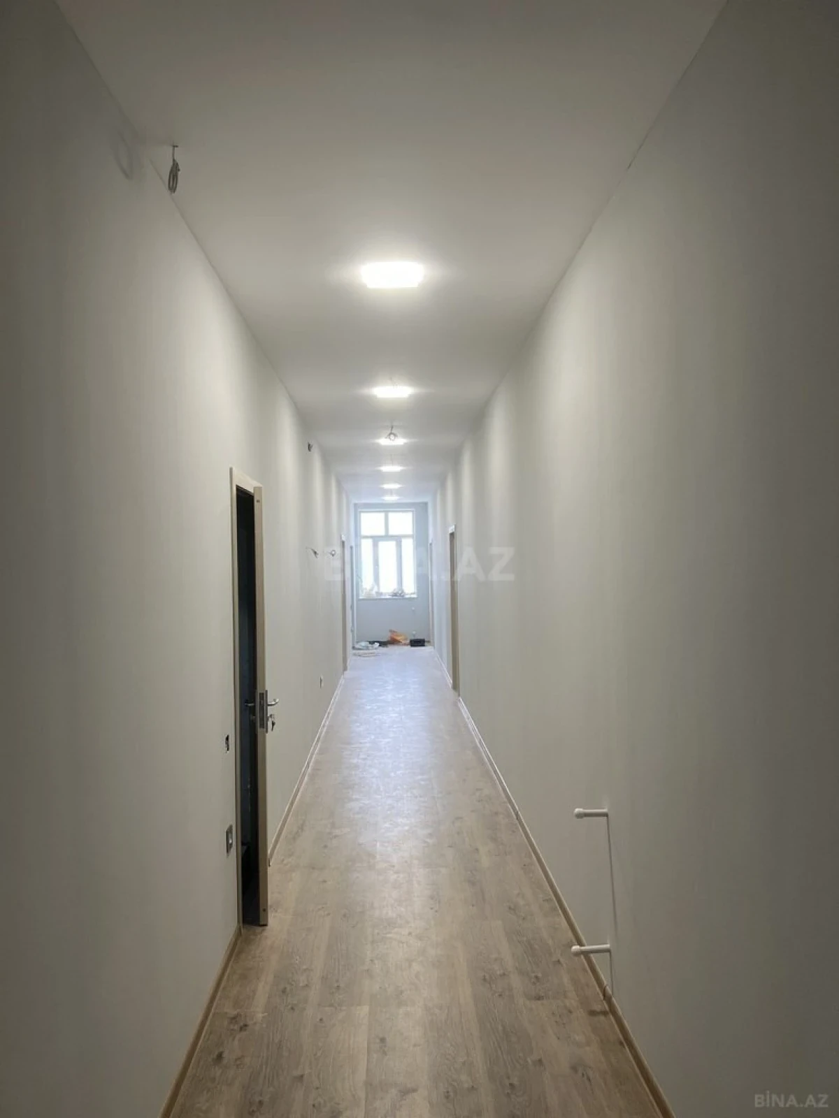 Kirayə verilir 7 otaqlı ofis 175 m²