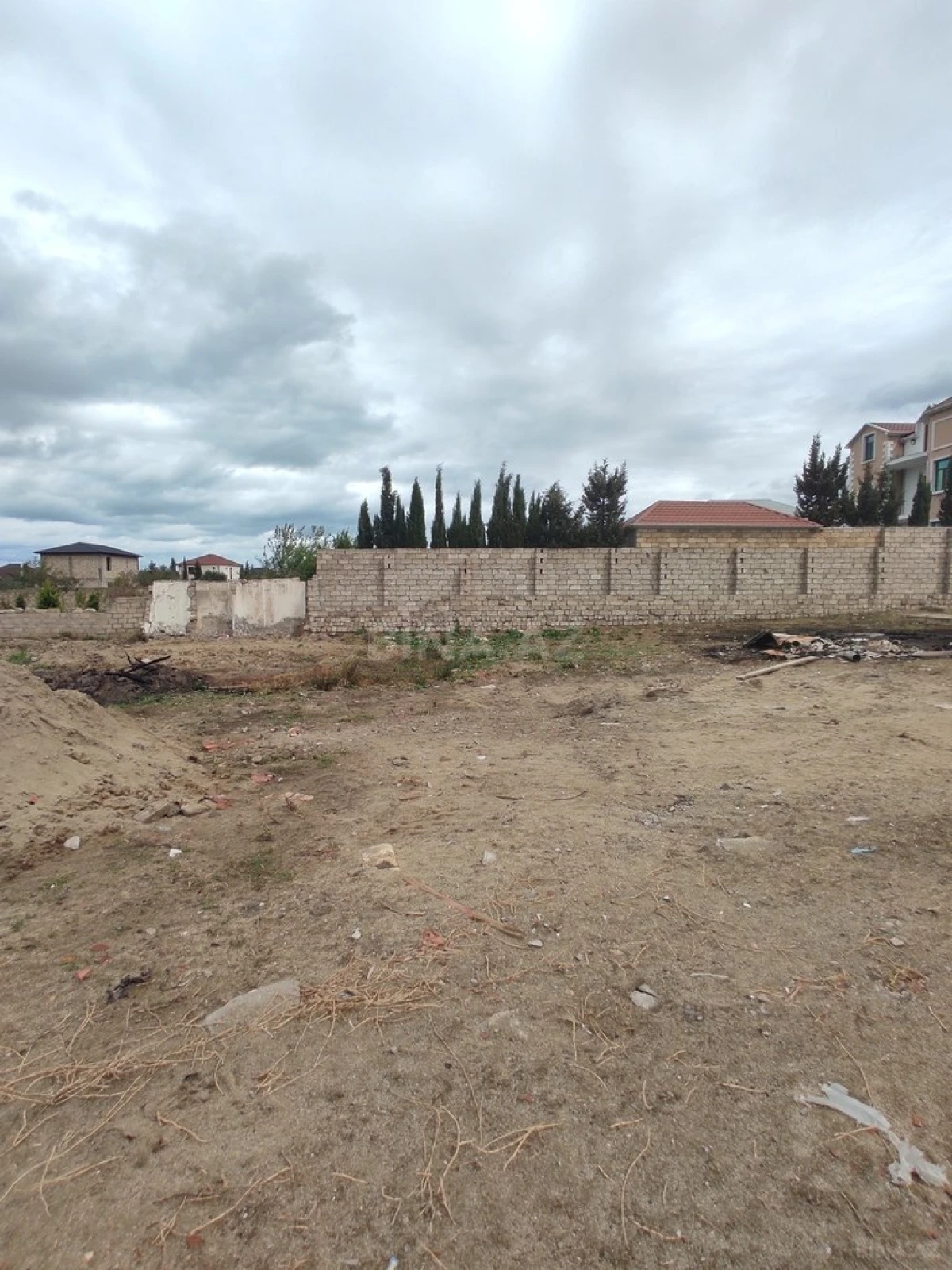 Satılır torpaq sahəsi 4 m²