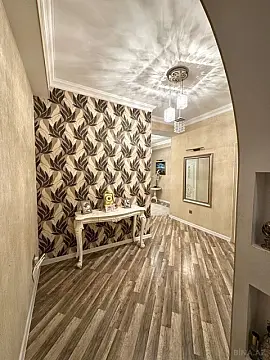 Satılır 3 otaqlı mənzil 115 m²