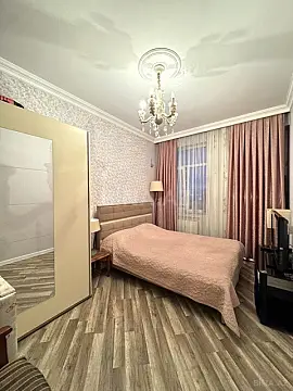 Satılır 3 otaqlı mənzil 115 m²