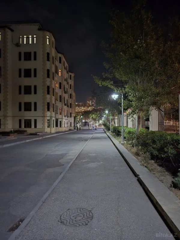 Satılır 4 otaqlı mənzil 148.5 m²