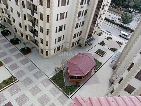 Satılır 4 otaqlı mənzil 148.5 m²