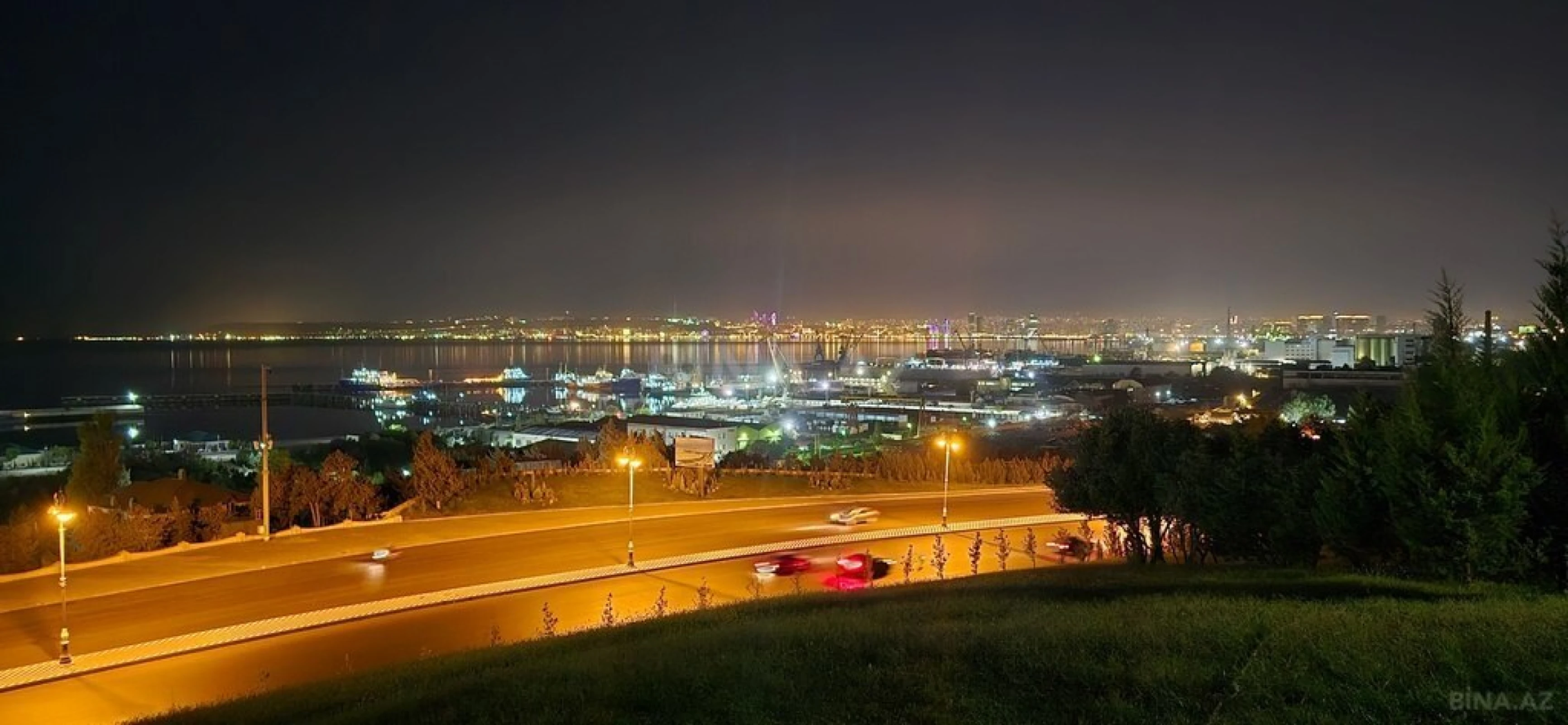 Satılır 4 otaqlı mənzil 148.5 m²