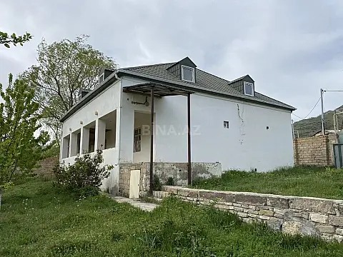 Satılır 4 otaqlı həyət evi 280 m² — Bakı 4 otaq 280.00 m²