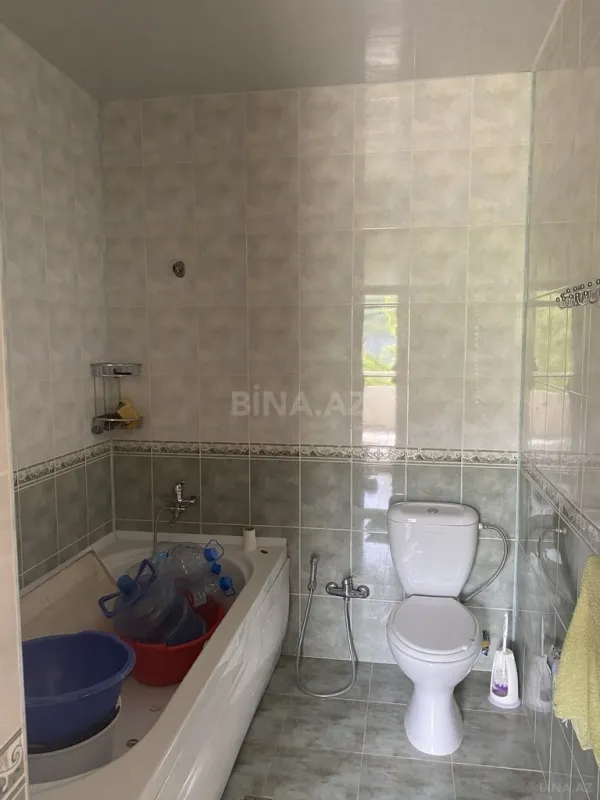 Satılır 4 otaqlı həyət evi 280 m²