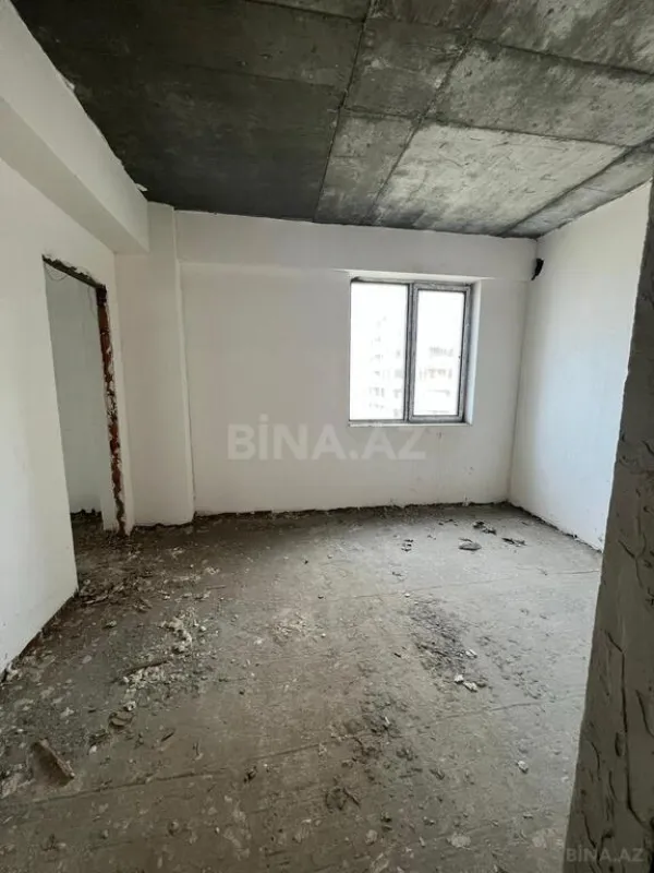 Satılır 4 otaqlı mənzil 171 m²