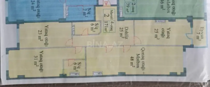 Satılır 4 otaqlı mənzil 171 m²