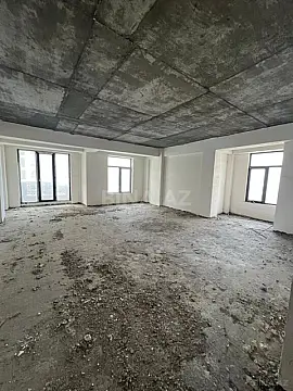 Satılır 4 otaqlı mənzil 171 m²