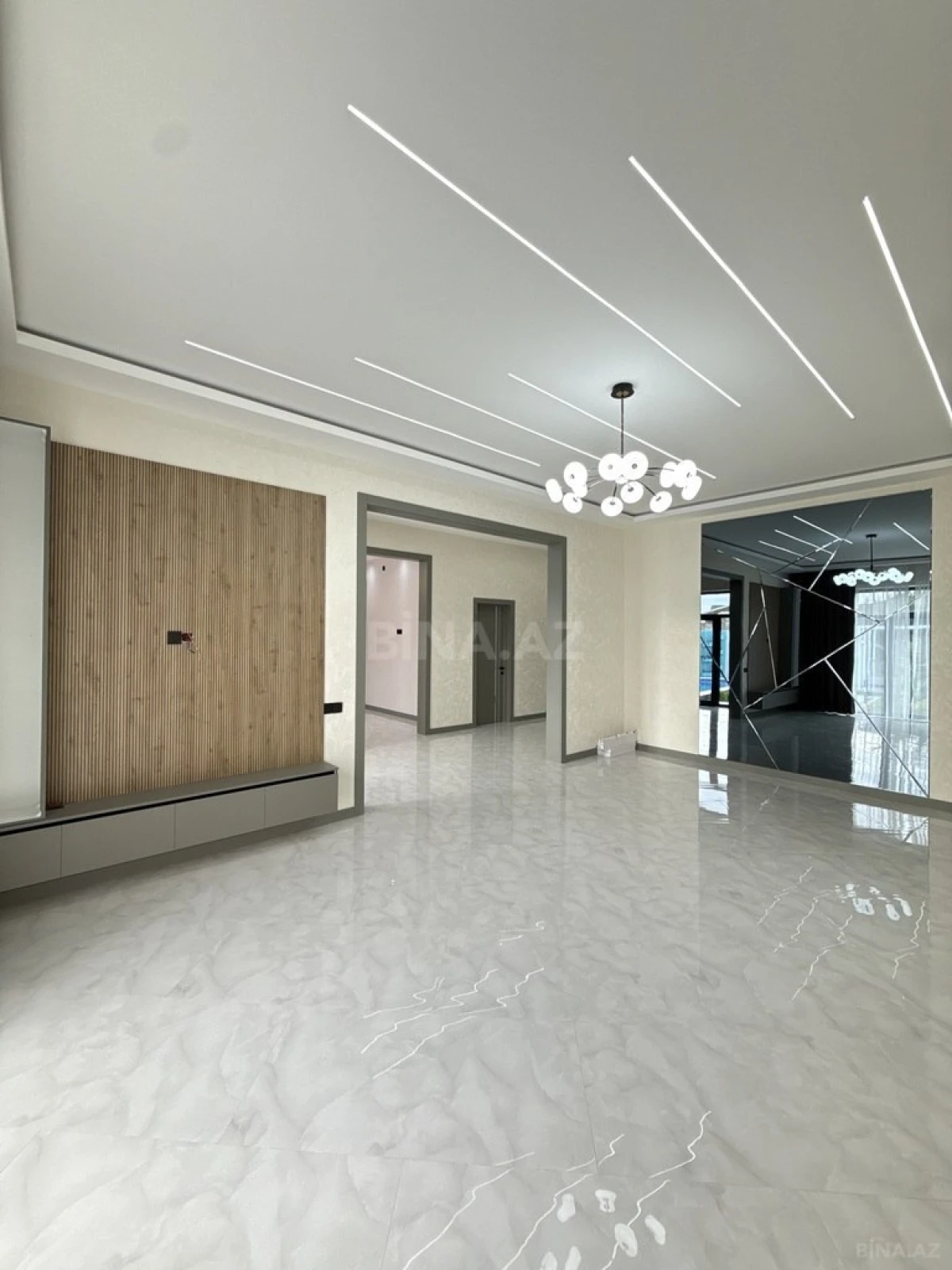 Satılır 4 otaqlı həyət evi 165 m²
