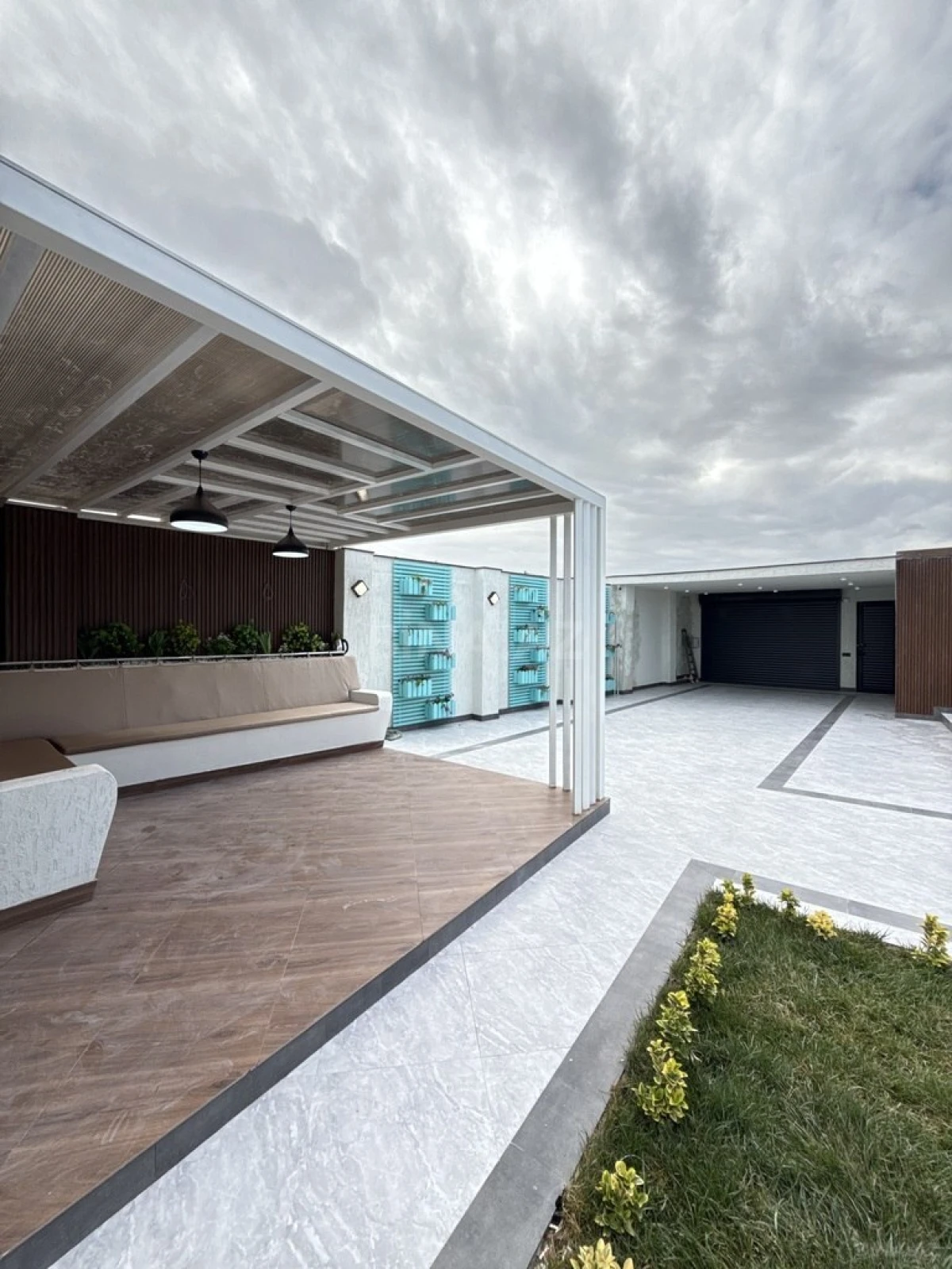 Satılır 4 otaqlı həyət evi 165 m²