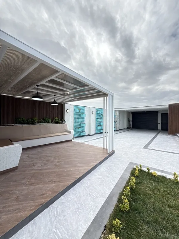 Satılır 4 otaqlı həyət evi 165 m²