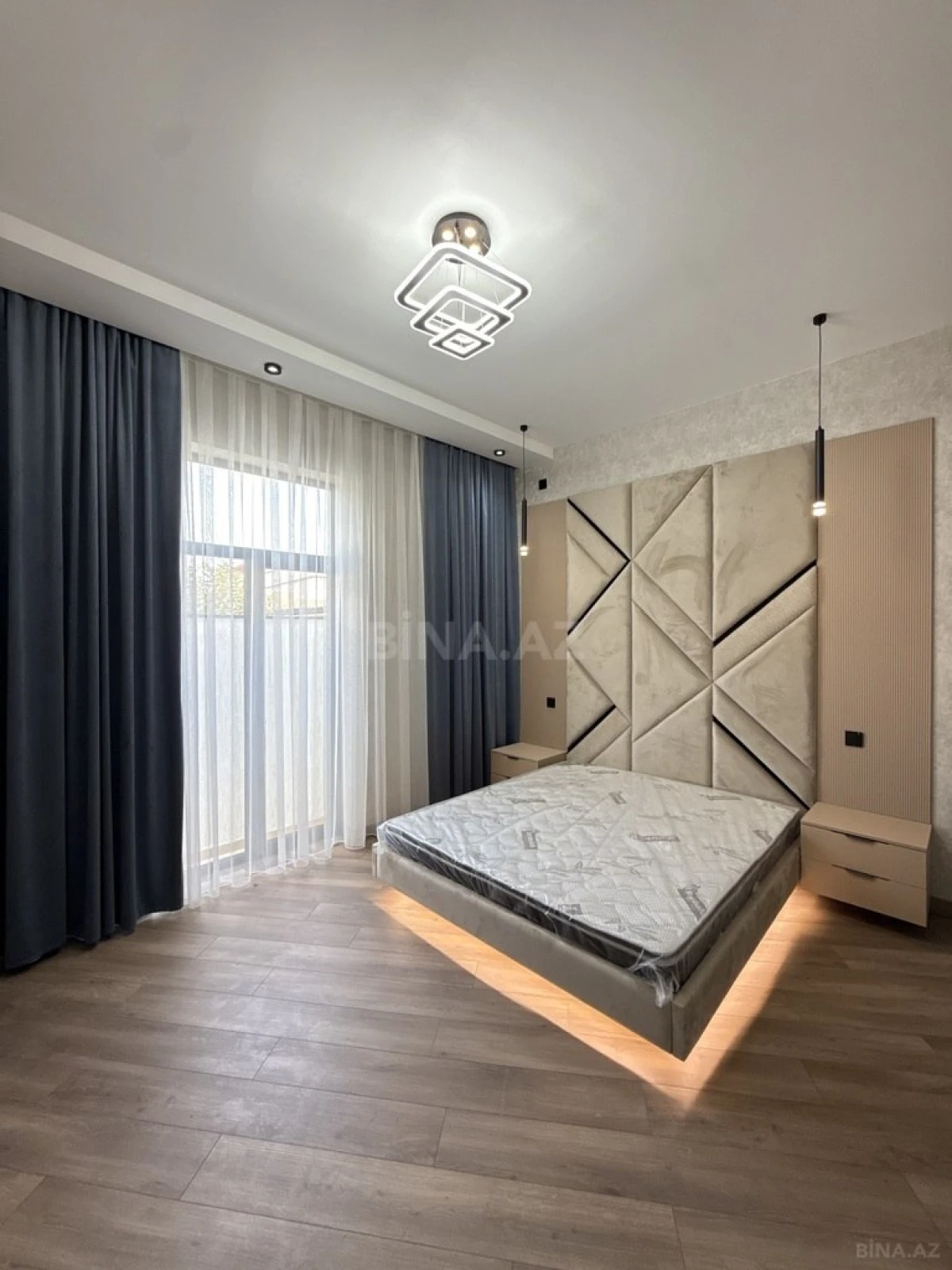 Satılır 4 otaqlı həyət evi 165 m²