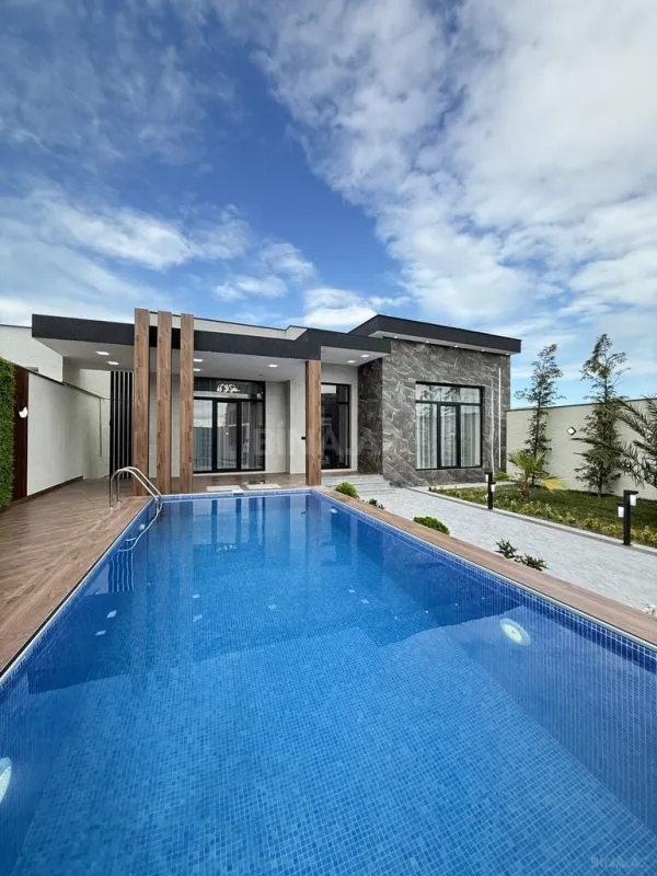 Satılır 4 otaqlı həyət evi 165 m²