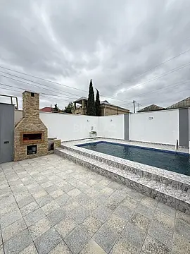 Satılır 4 otaqlı həyət evi 135 m²