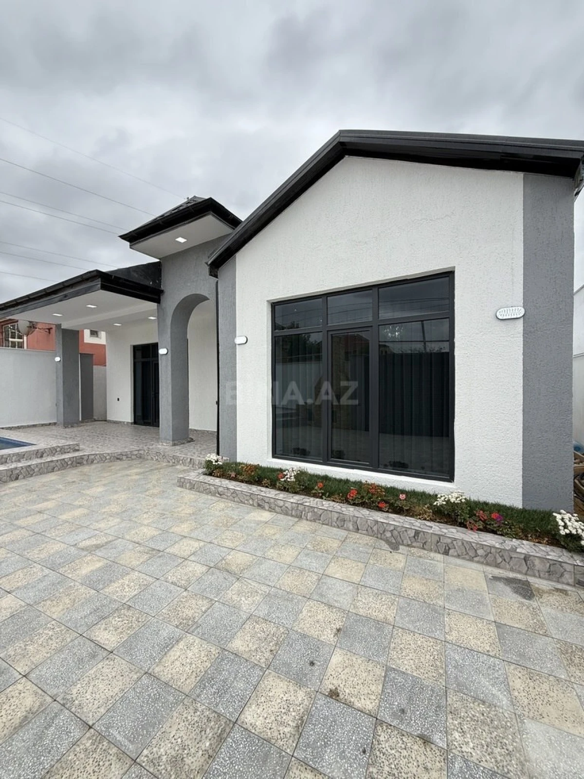 Satılır 4 otaqlı həyət evi 135 m²