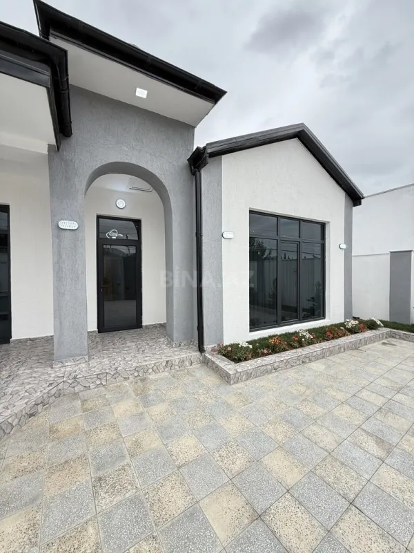 Satılır 4 otaqlı həyət evi 135 m²