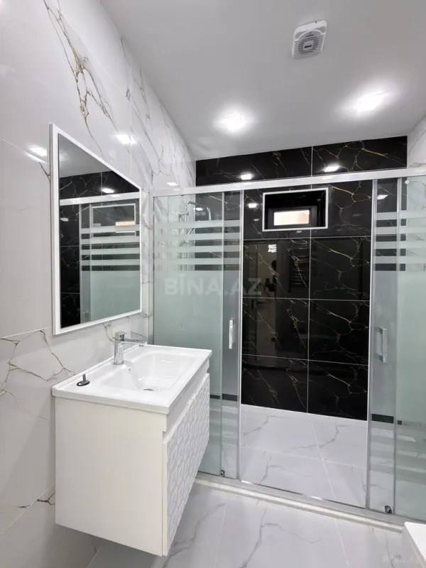 Satılır 4 otaqlı həyət evi 135 m²