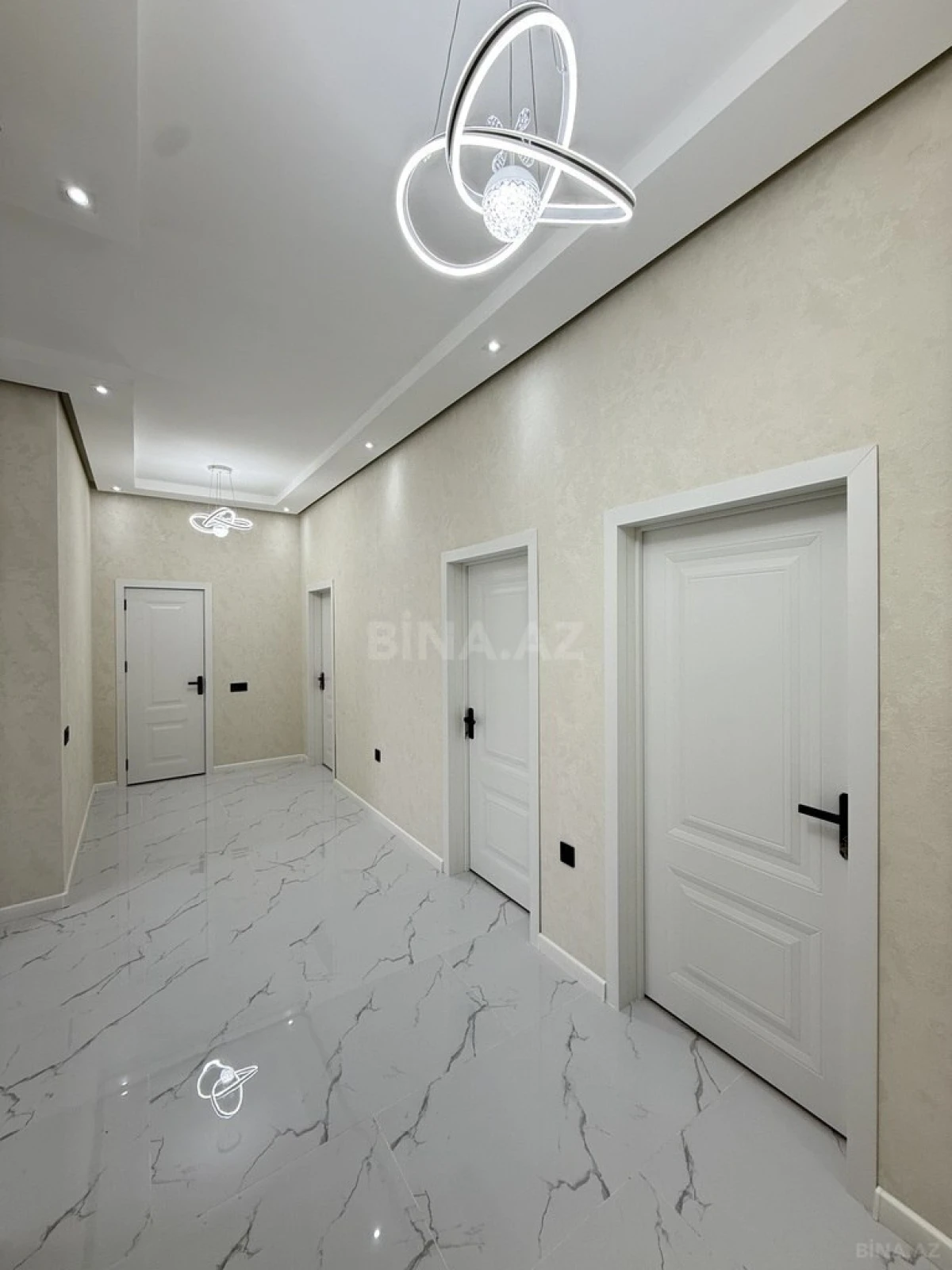 Satılır 4 otaqlı həyət evi 135 m²