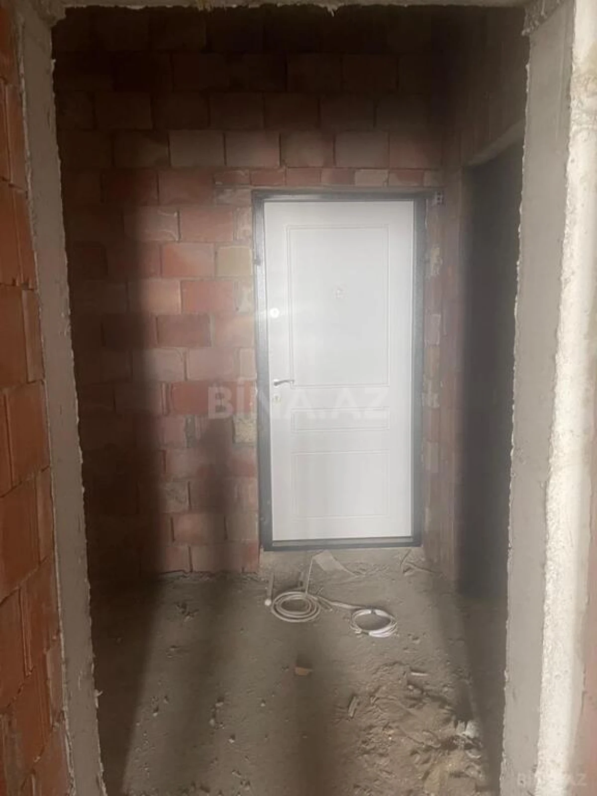 Satılır 1 otaqlı mənzil 47 m²