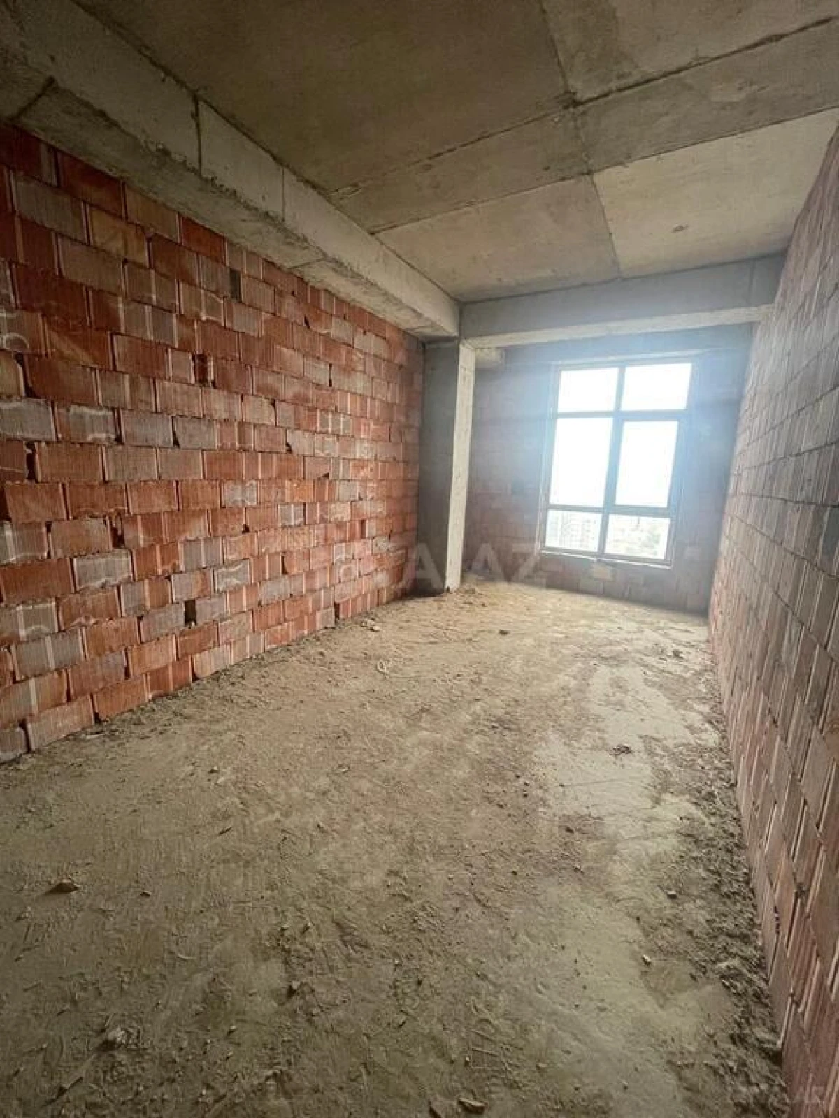 Satılır 1 otaqlı mənzil 47 m²