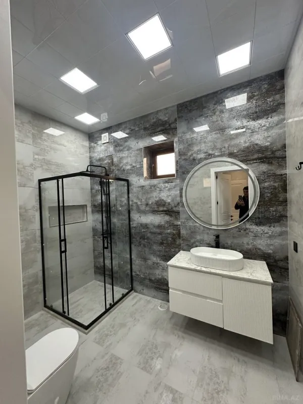 Satılır 5 otaqlı həyət evi 250 m²