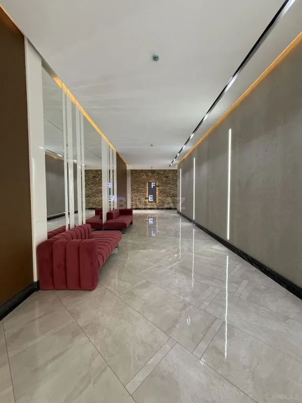 Satılır 4 otaqlı mənzil 210.5 m²
