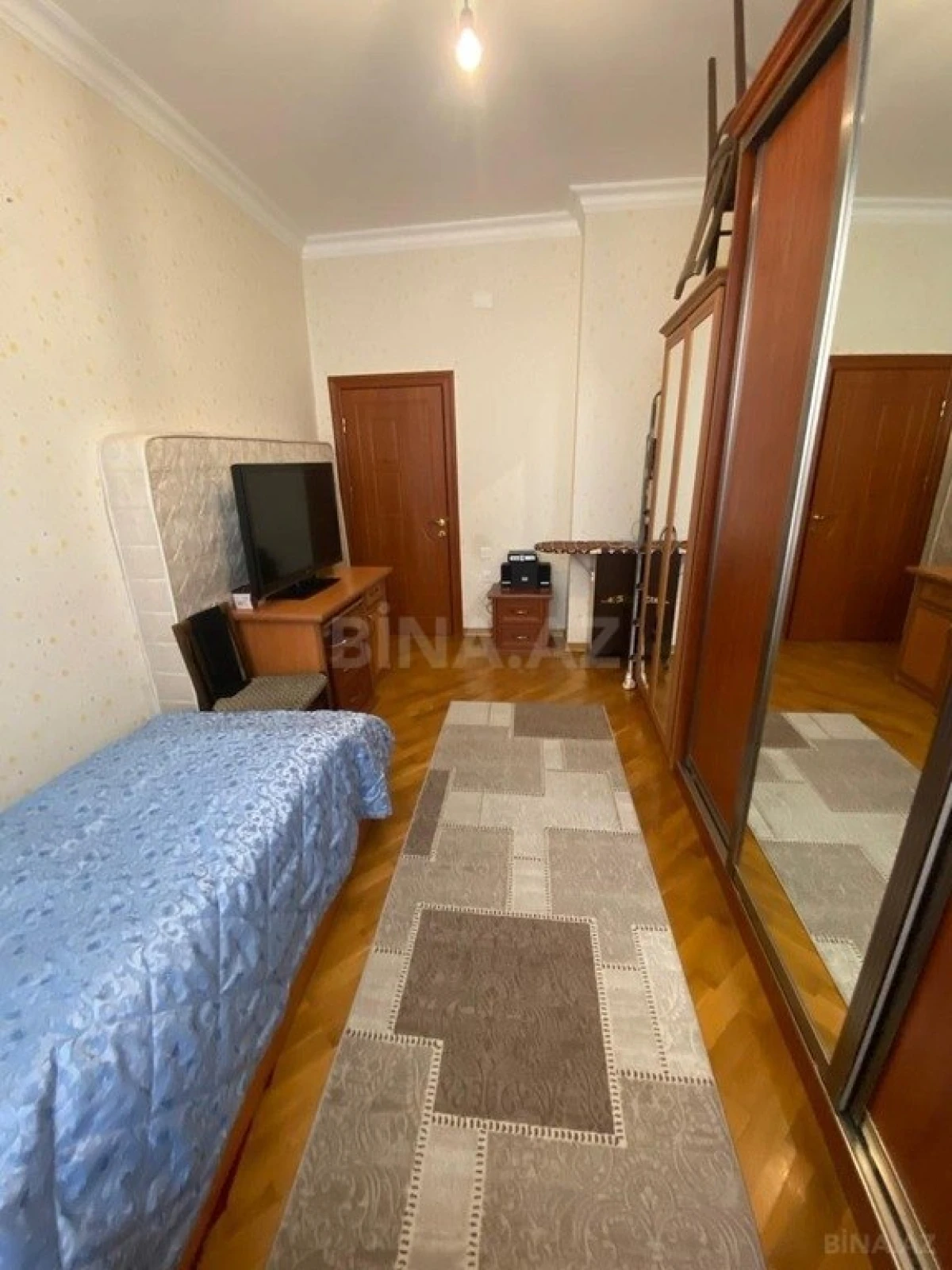 Satılır 3 otaqlı mənzil 101 m²