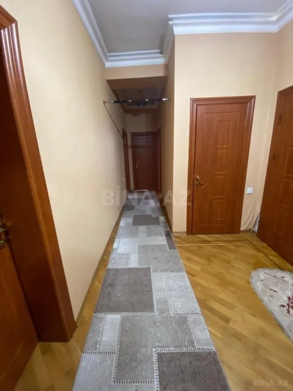 Satılır 3 otaqlı mənzil 101 m²